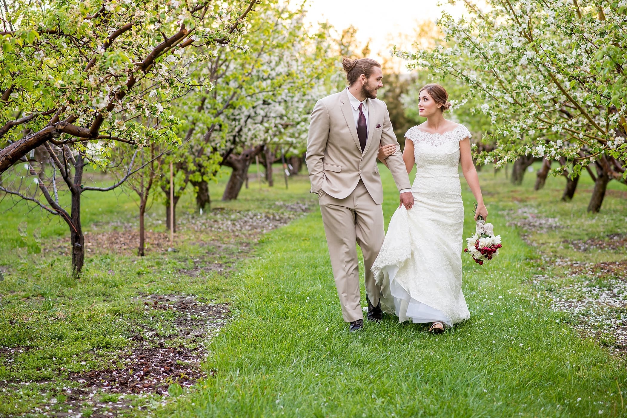 man-bun-wedding_0019