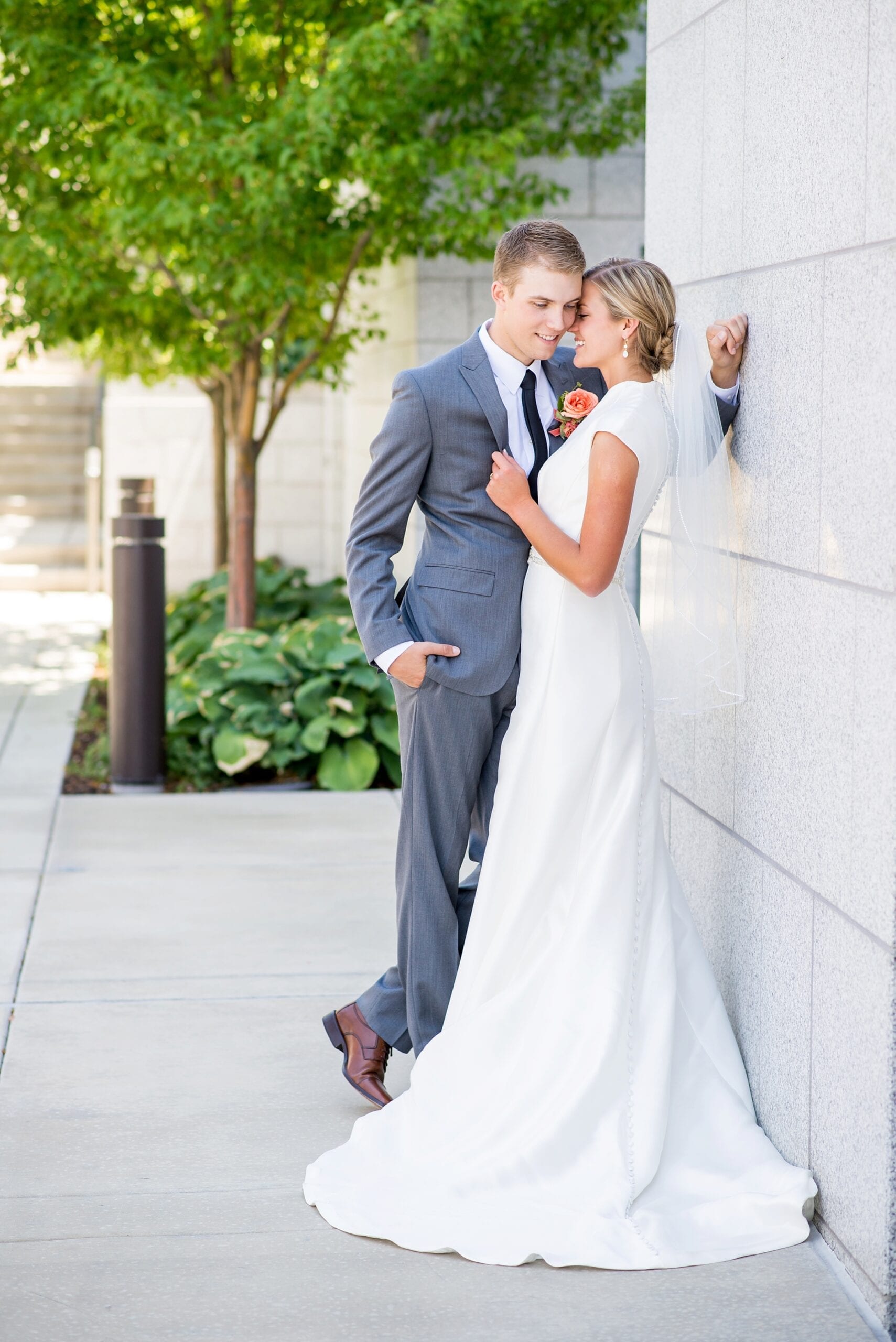 Draper LDS temple Wedding by Michelle & Logan Photo+Films