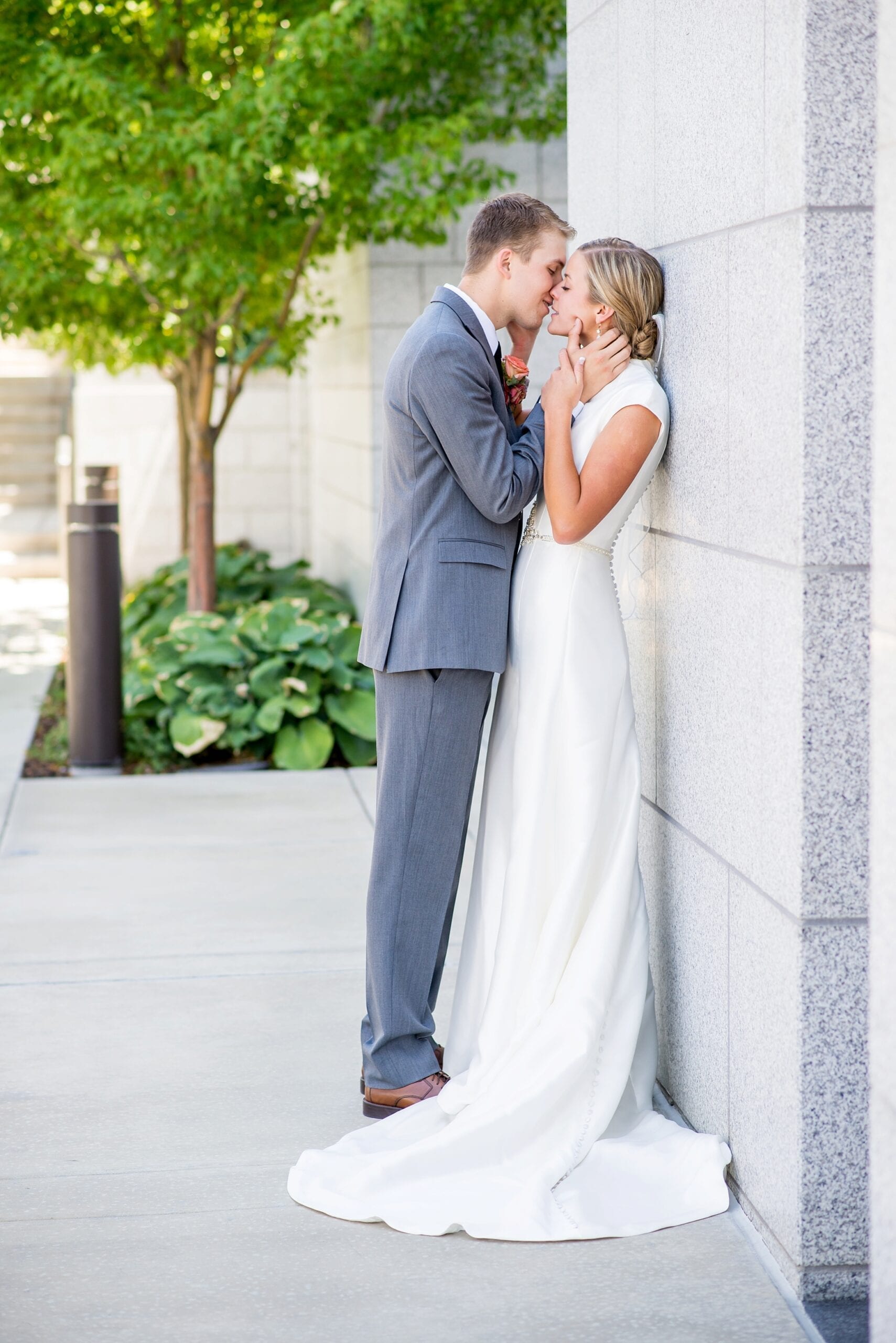 Draper LDS temple Wedding by Michelle & Logan Photo+Films