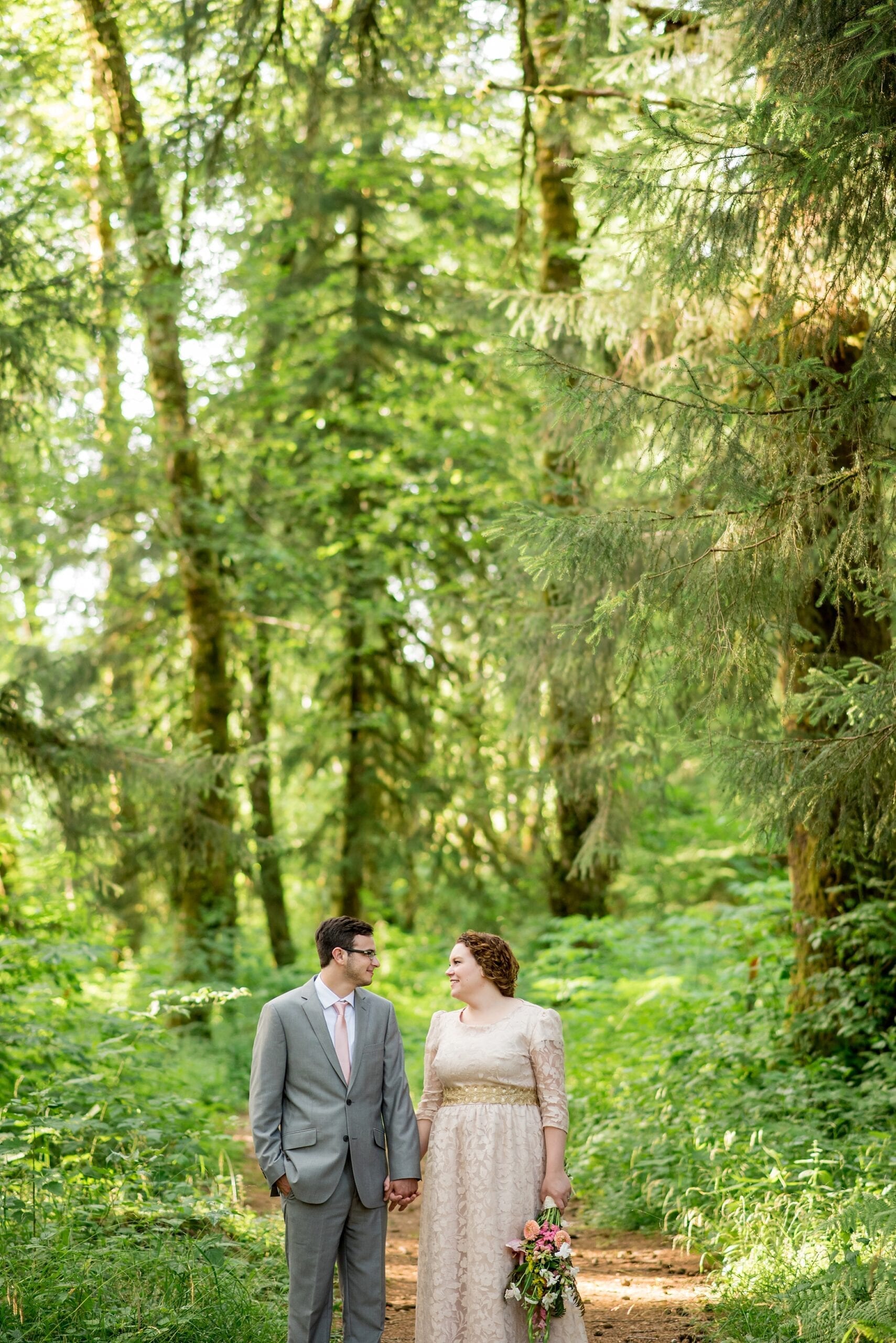 Oregon Coast bridal session by Michelle & Logan Photo+Films