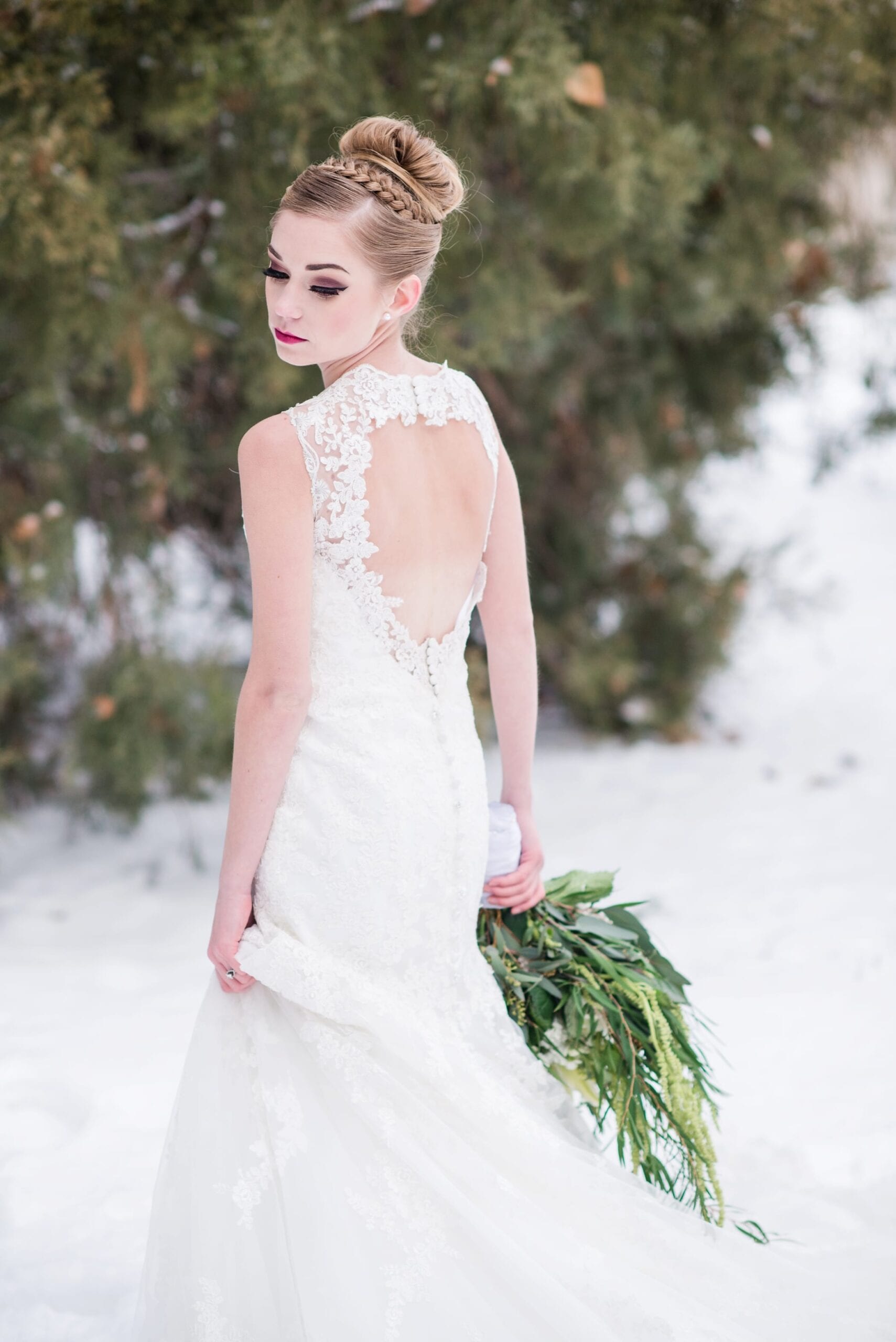 Elegant Winter Bride in Idaho by Michelle & Logan 
