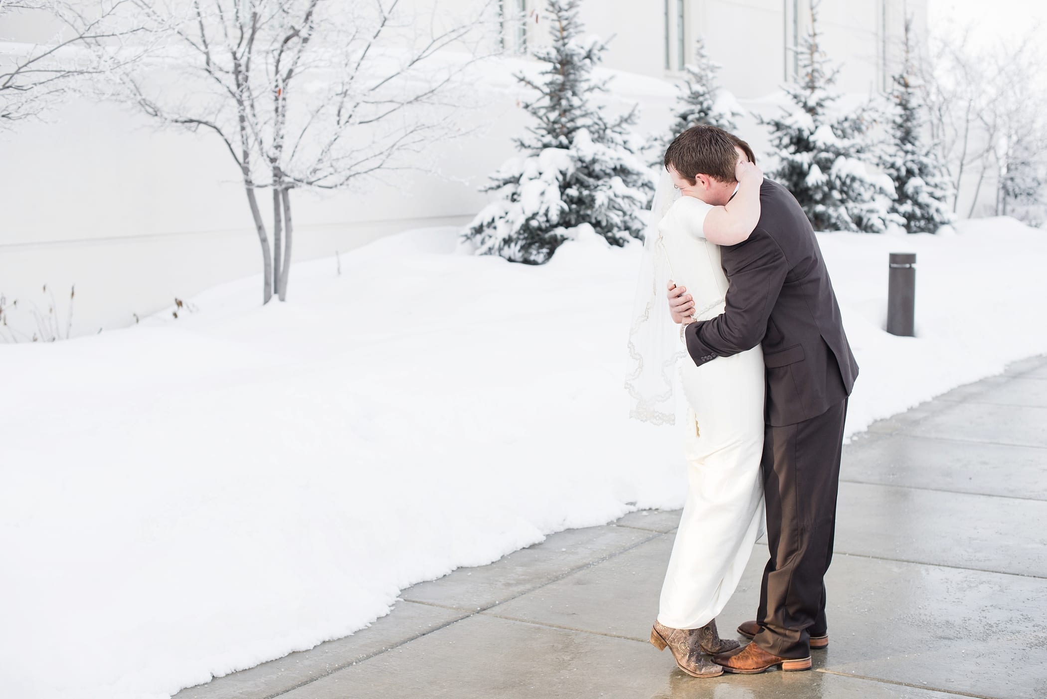 Rexburg Idaho LDS Temple bridal session in the winter by Michelle & Logan