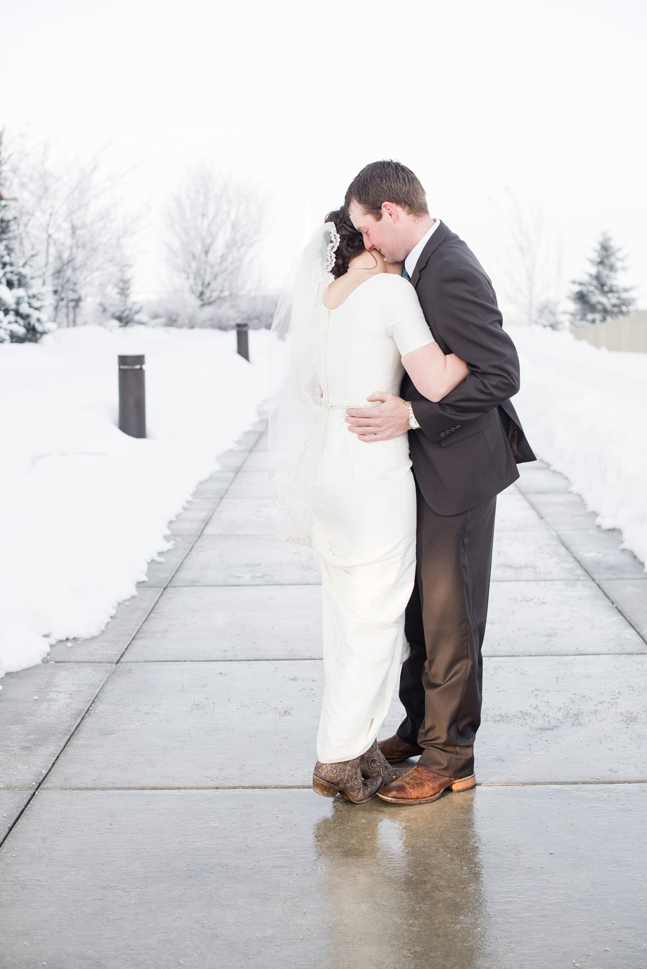 Rexburg Idaho LDS Temple bridal session in the winter by Michelle & Logan