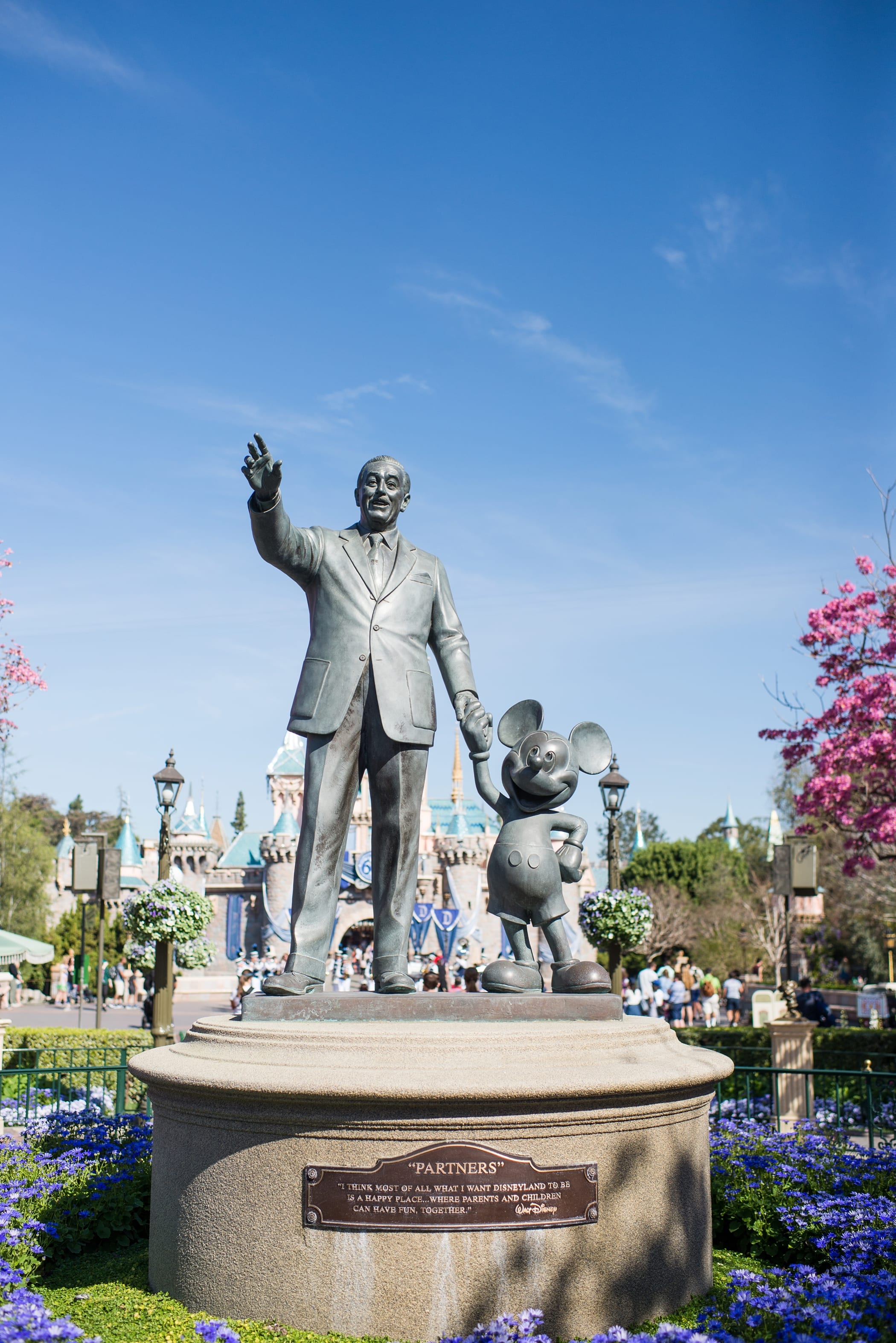 Michelle & Logan Take Disneyland_0014