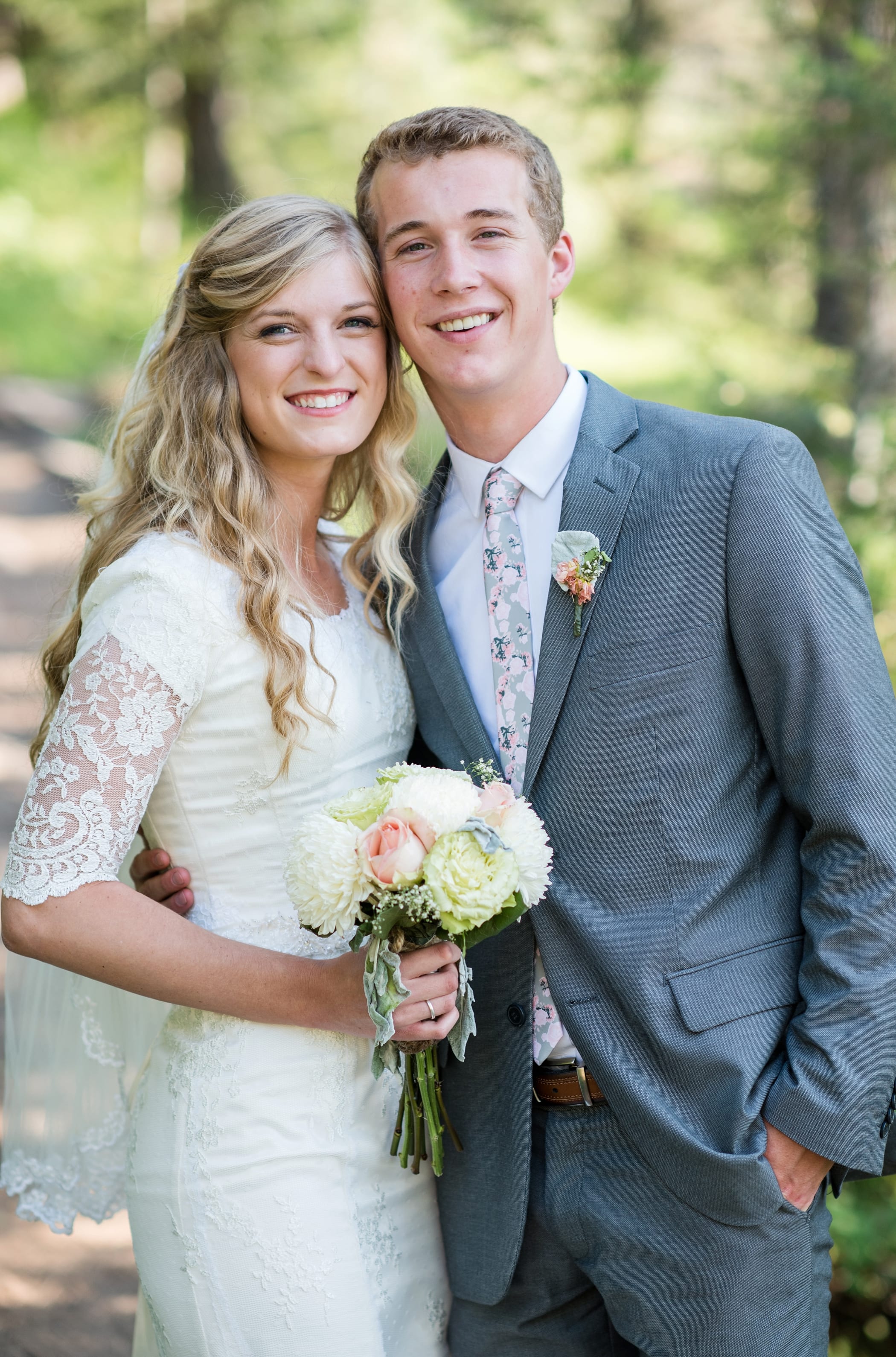 Coeur d'Alene Idaho Wedding Photographers Michelle & Logan