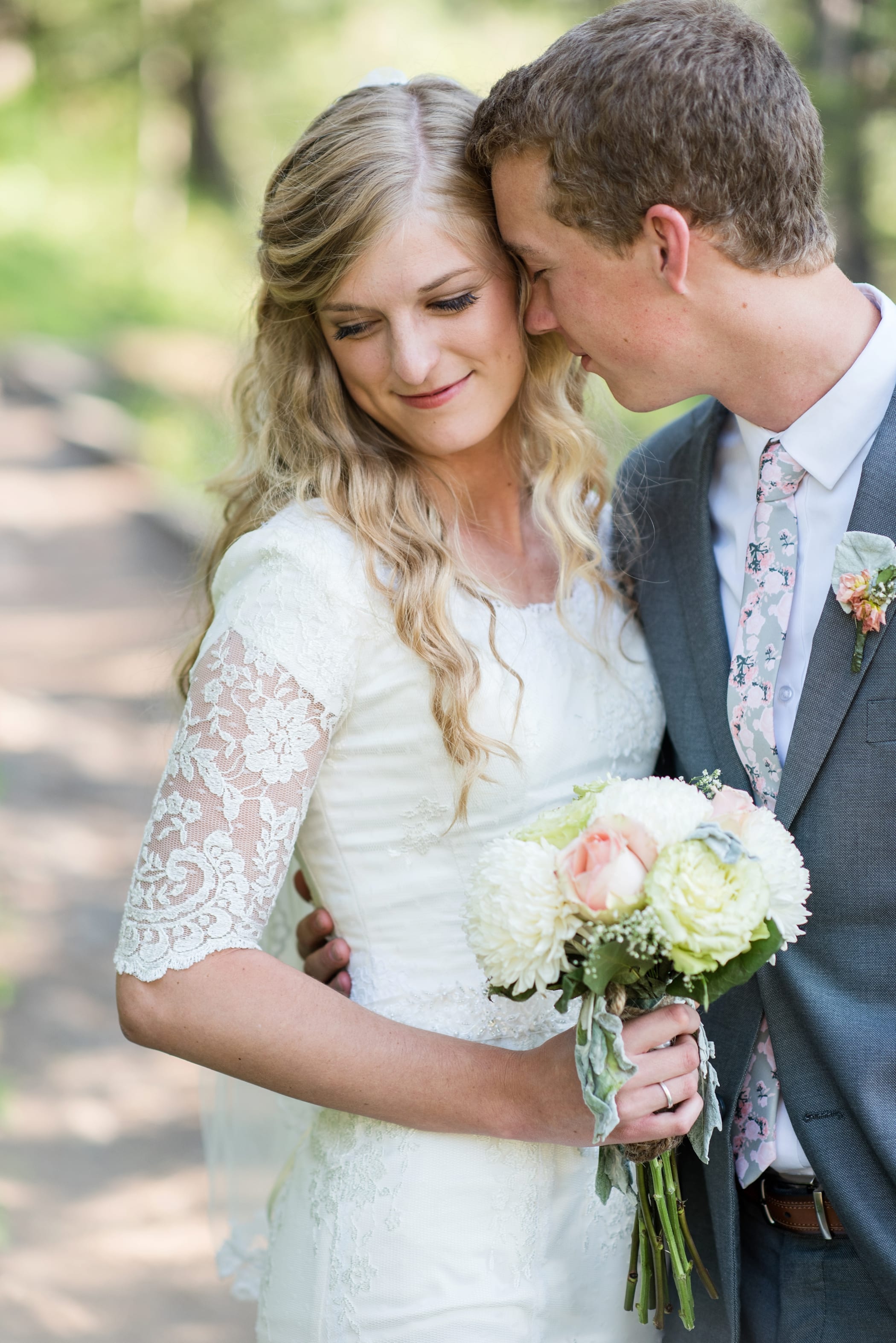 Coeur d'Alene Idaho Wedding Photographers Michelle & Logan