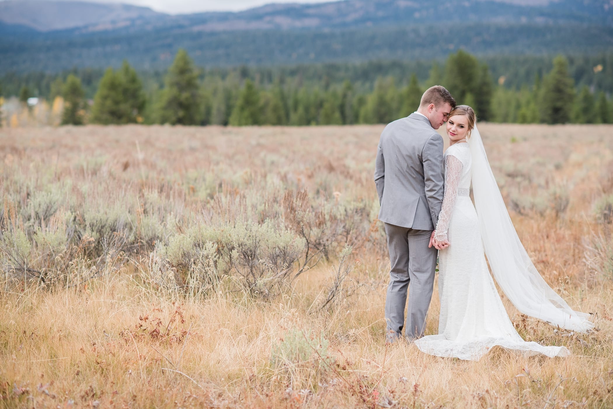 Island Park Idaho Fall Wedding Photographer- Michelle & Logan