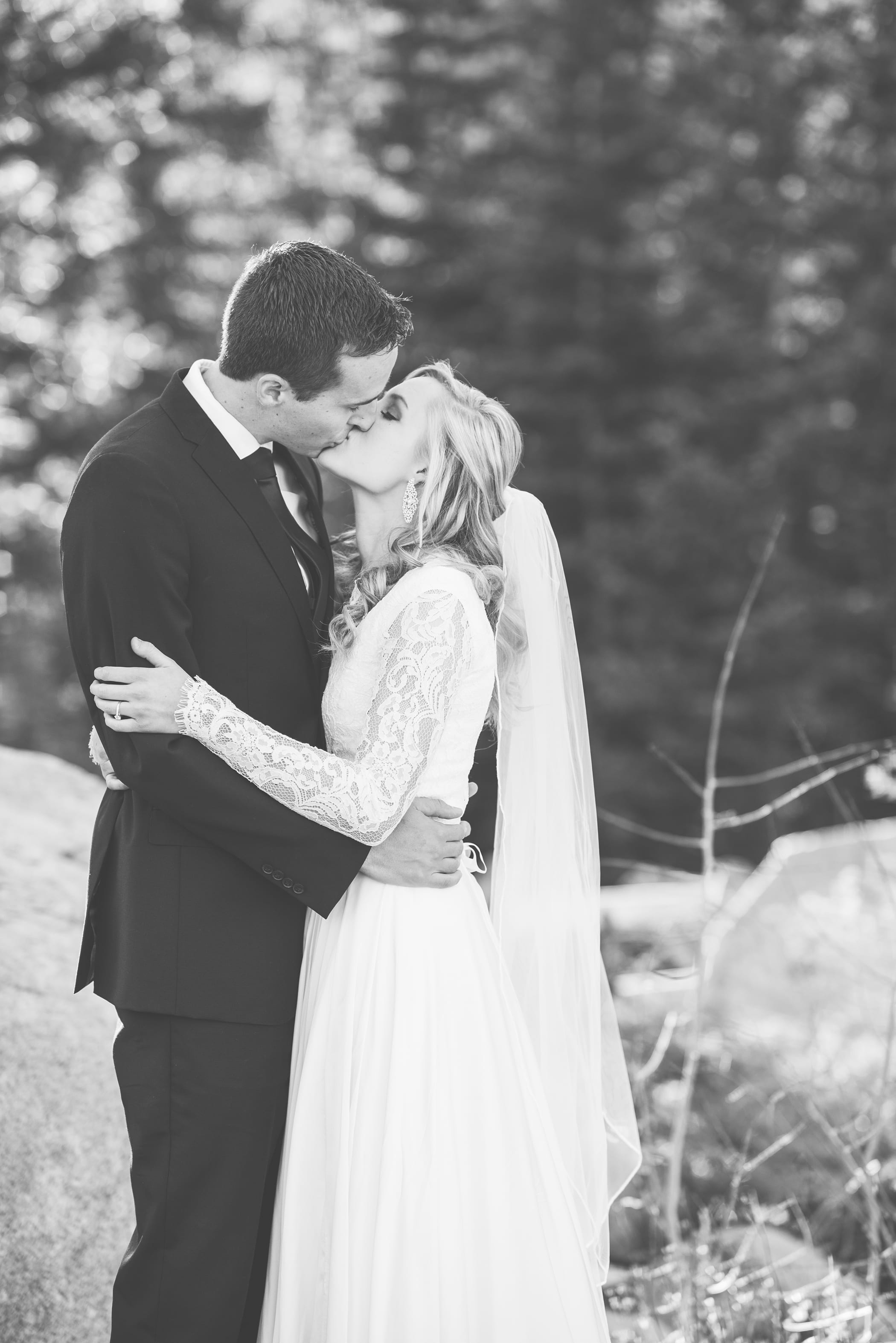 Silver Lake Utah Winter Bridals by Michelle and Logan