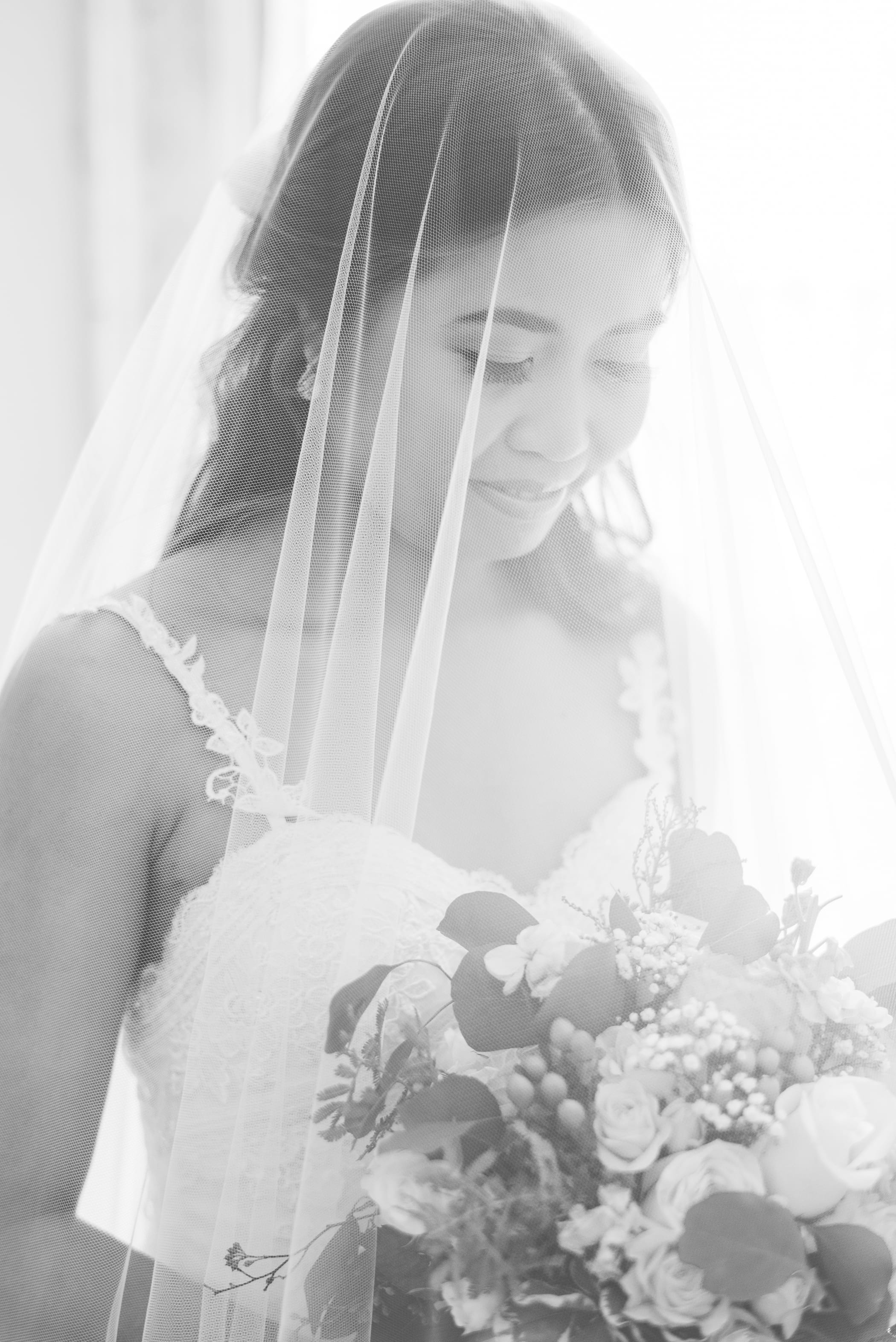 Long veils for brides • blush pink and white bouquet | Michelle & Logan Photo+Films