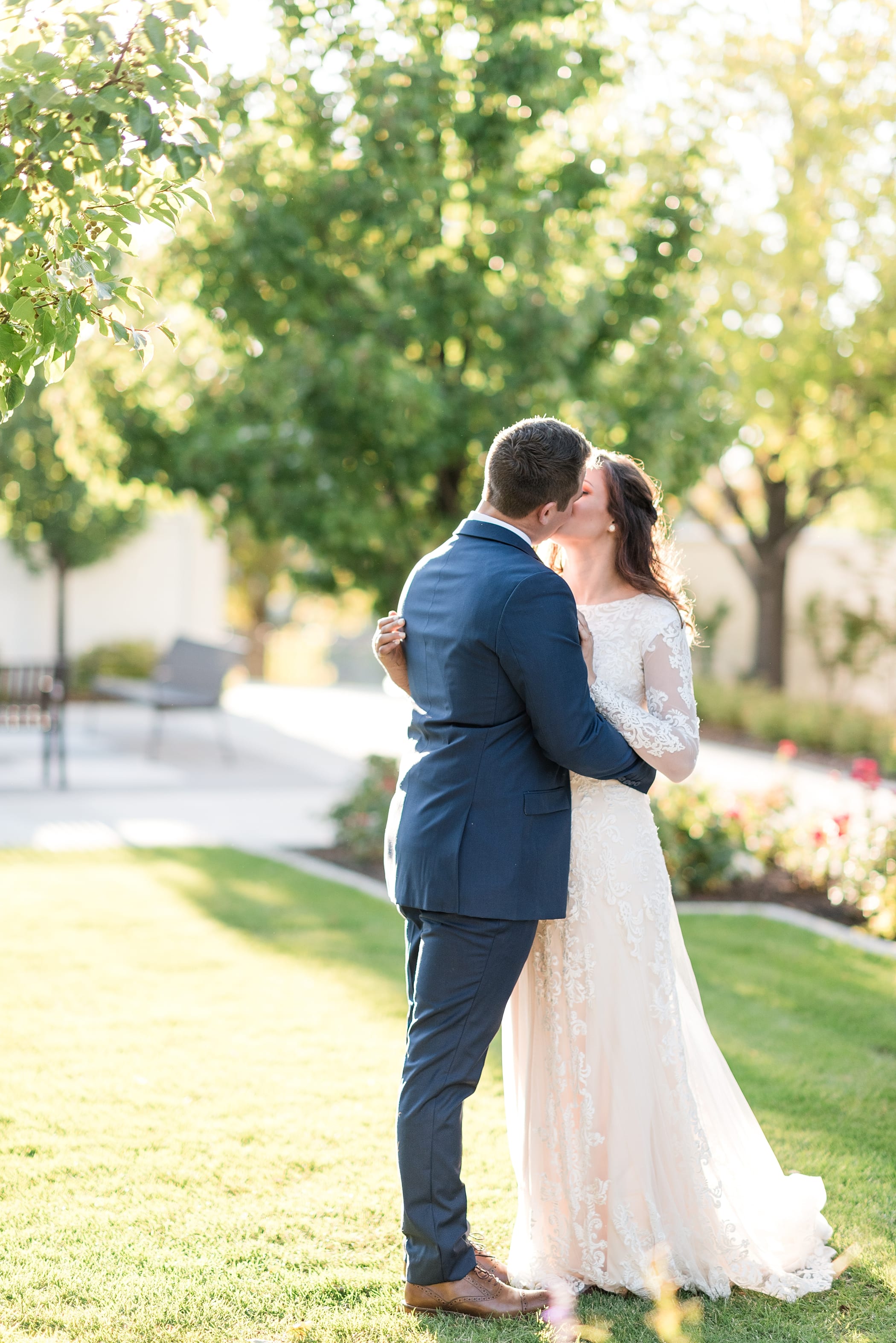 Idaho Falls LDS Temple Wedding | Fall Wedding in Idaho by Michelle & Logan
