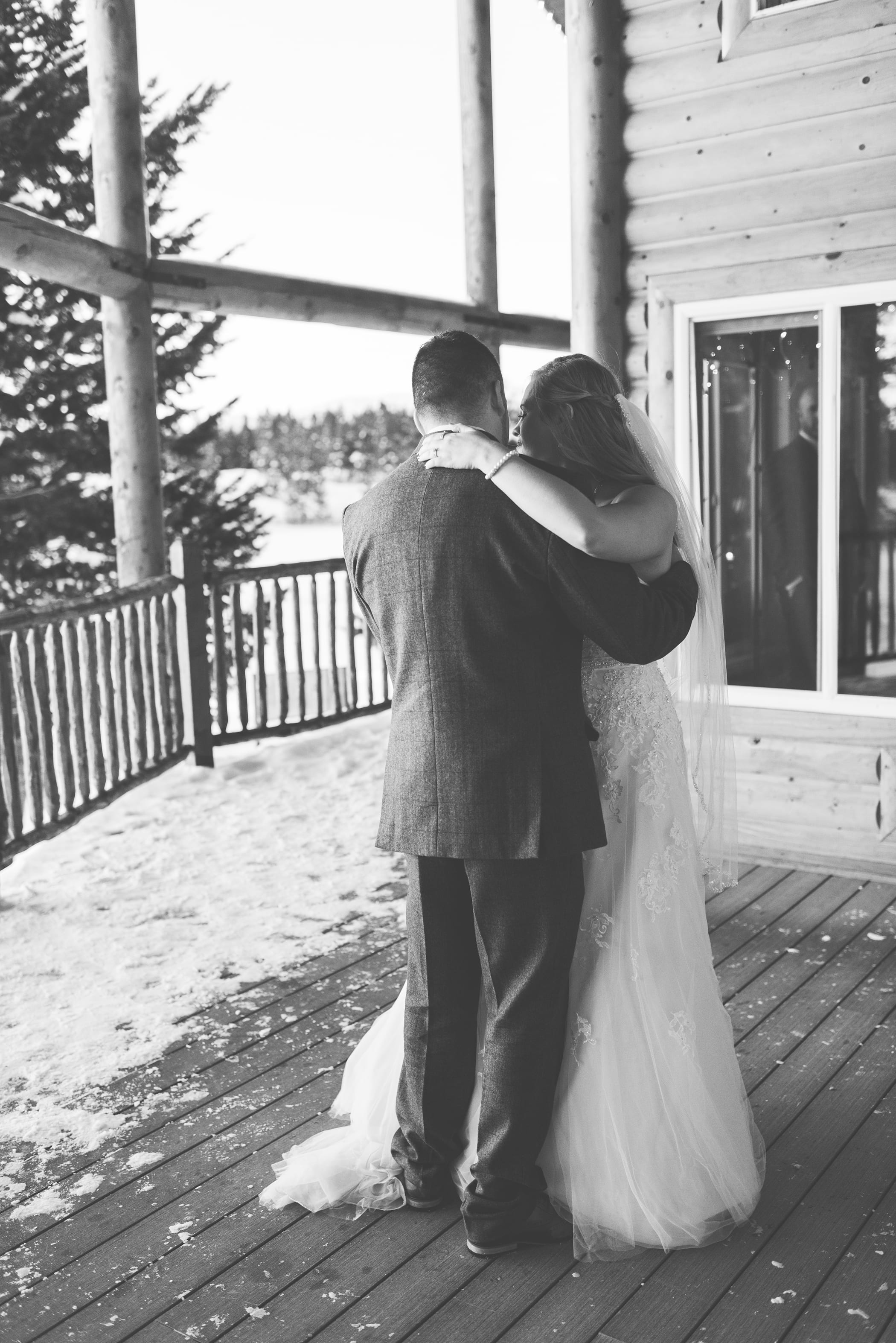 Island Park Winter Wedding Lakeside Lodge by Michelle & Logan