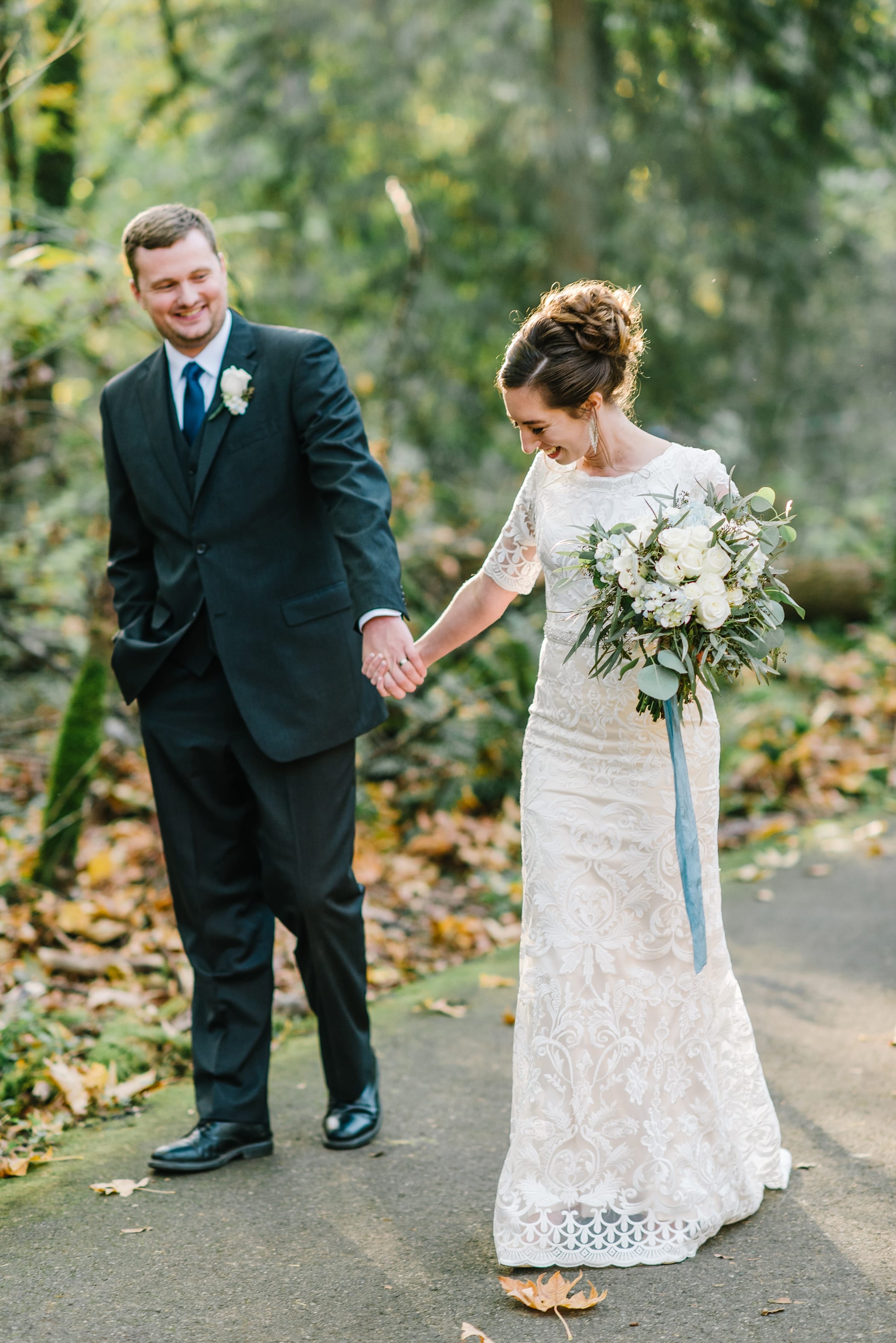 Classic Blue and white Portland Oregon Temple wedding in the fall by Michelle & Logan