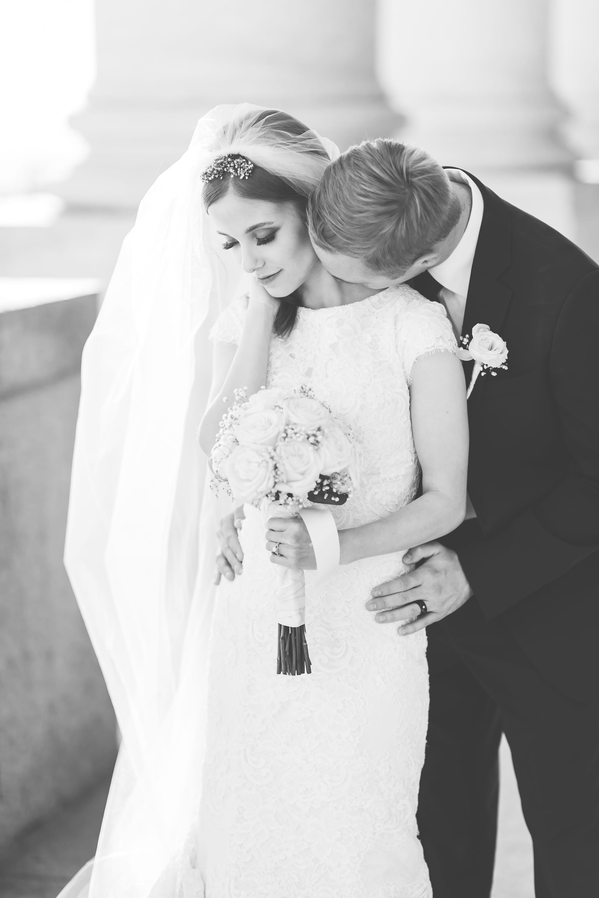 Timeless black and white romantic photograph at Utah State Capitol